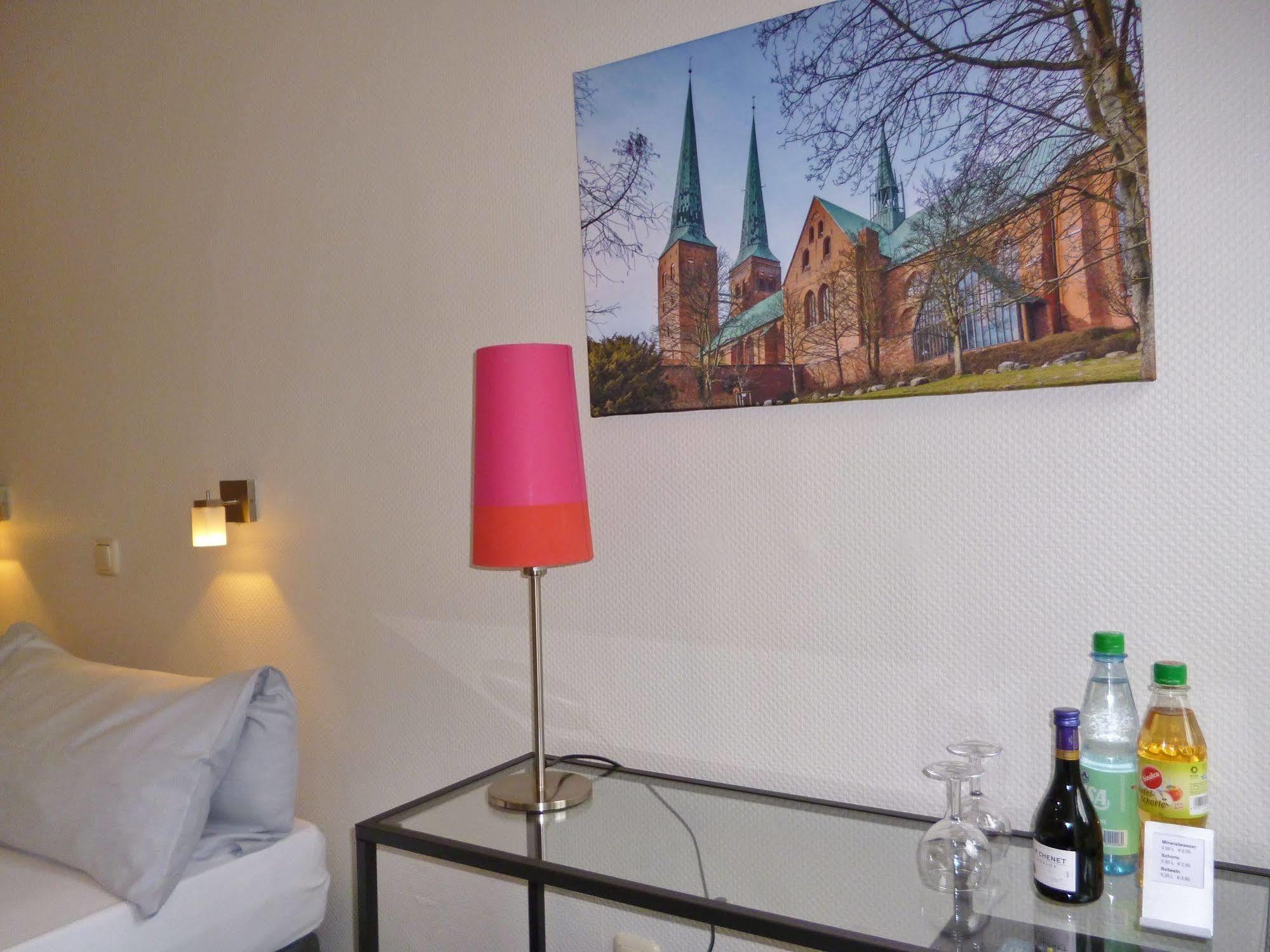 Hotel Am Muehlenteich 2*